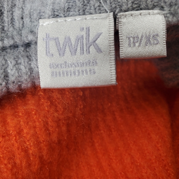 TWIK by Simons striped colorblock sweater. Size XS - Picture 6 of 6